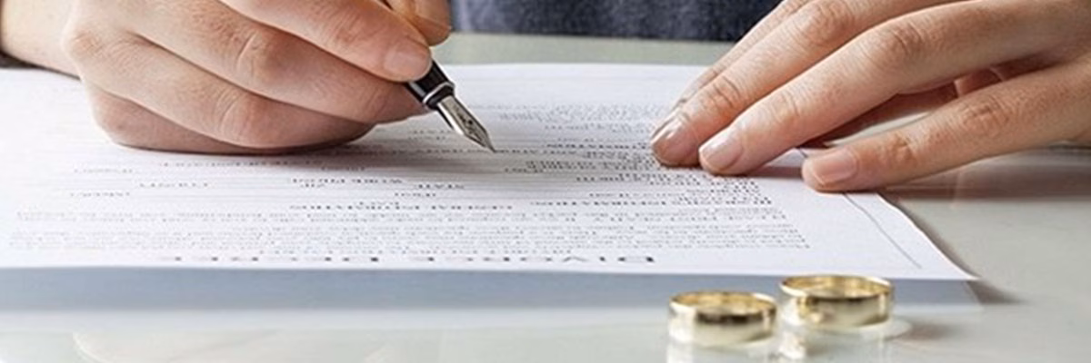 گر حق طلاق با زوجه باشد مهریه تعلق می گیرد؟